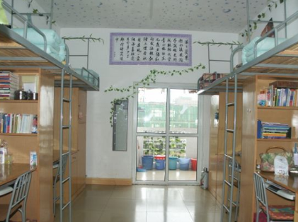 湘南学院美术系女生宿舍是什么样的
