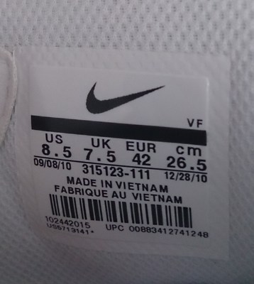 帮我看一下这两双空军一号是不是正品,只有鞋标够了吗?