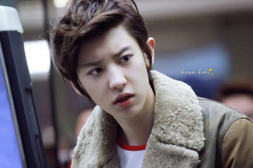 朴灿烈和henry唱的badgirl的中文意思