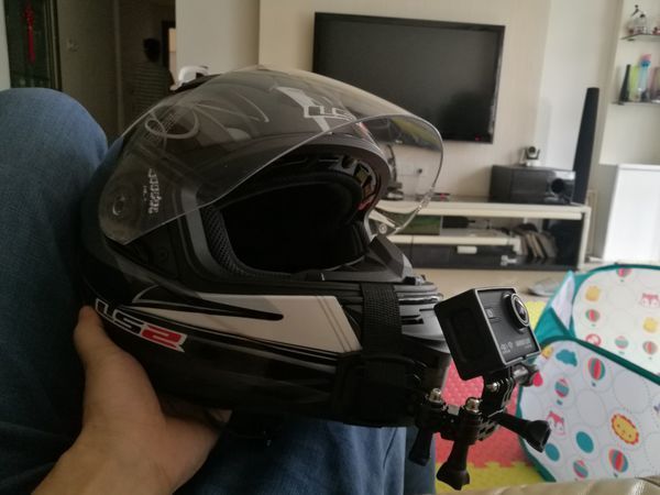 Shoei头盔如何在下巴装gopro运动相机