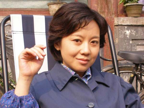 在《山海情》中闫妮和姚晨同框!你觉得两位戏骨飙戏如何?