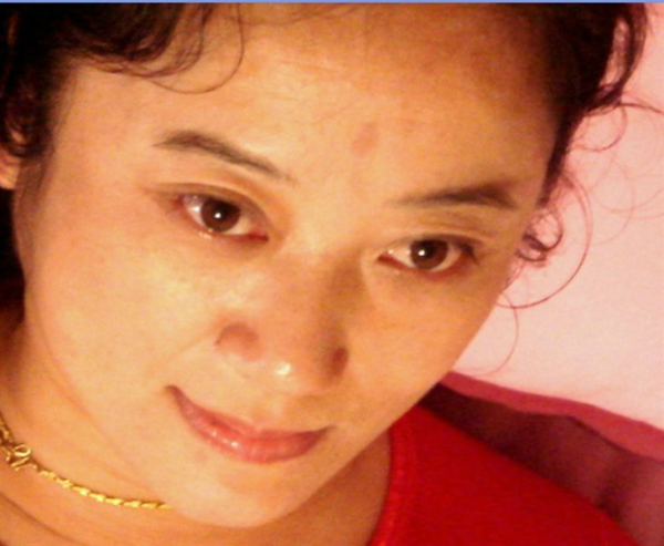 佛顶珠?额头上面正中长了一颗红色的痣!