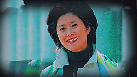 敬一丹展现中国女主持的魅力,牛!