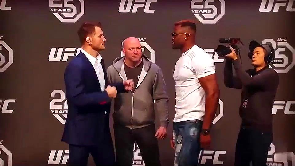  b>ufc /b>格斗" b>铁血战士 /b>"纳干诺vs小战警米欧奇,重量级冠军之