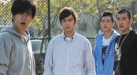 篮球火里元大鹰 东方翔 的绝招各是什么?