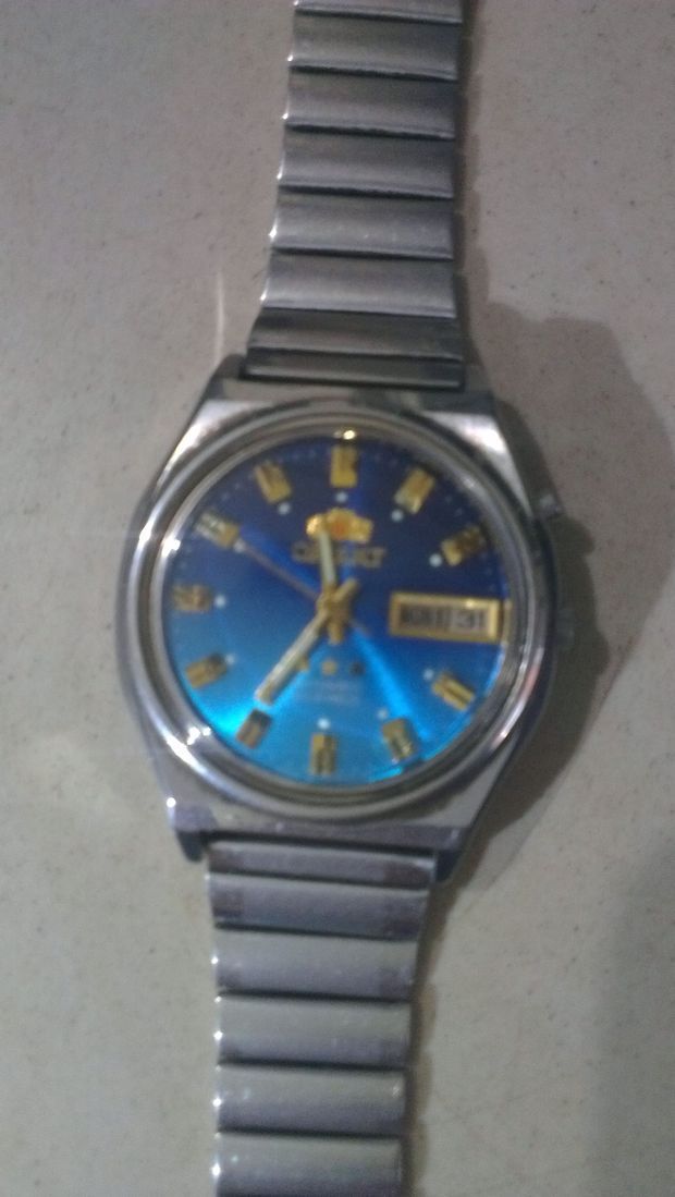 双狮老手表05469a716 这款到底值多少钱,是限量版的