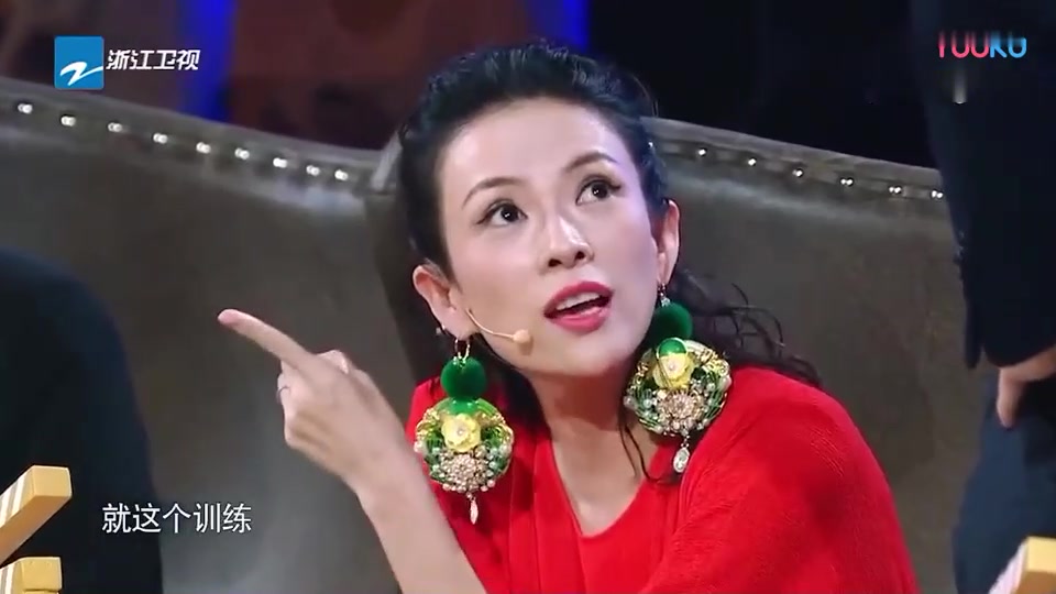  b>章子怡 /b>因为 b>郑爽 /b>演技,现场发飙扔鞋子