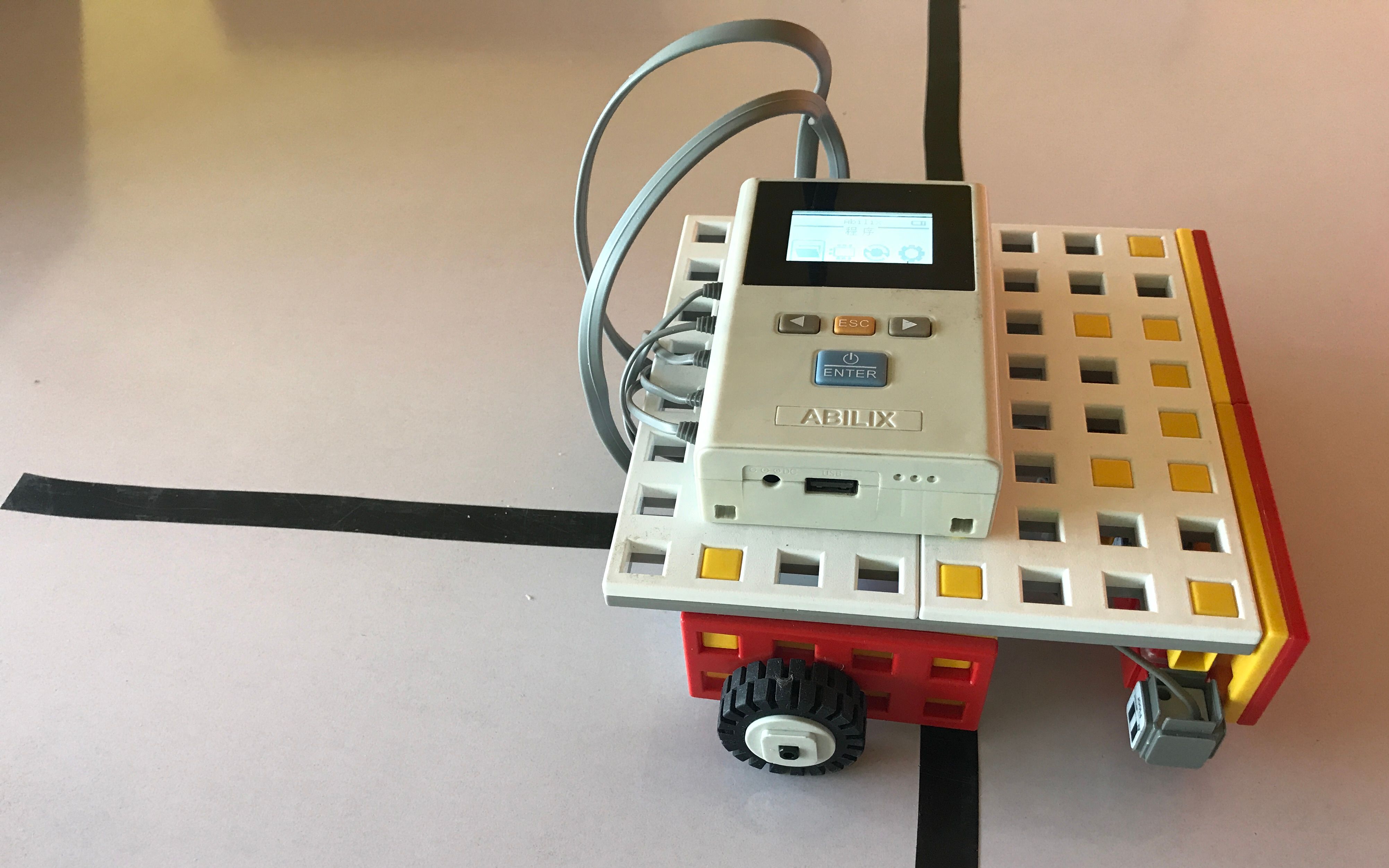 【wer巡线】能力风暴五灰度小车巡线第2课 过t型路口