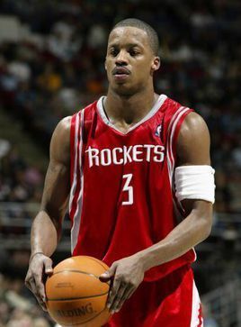 nba历史上的身穿3号球衣的球星都有哪些?