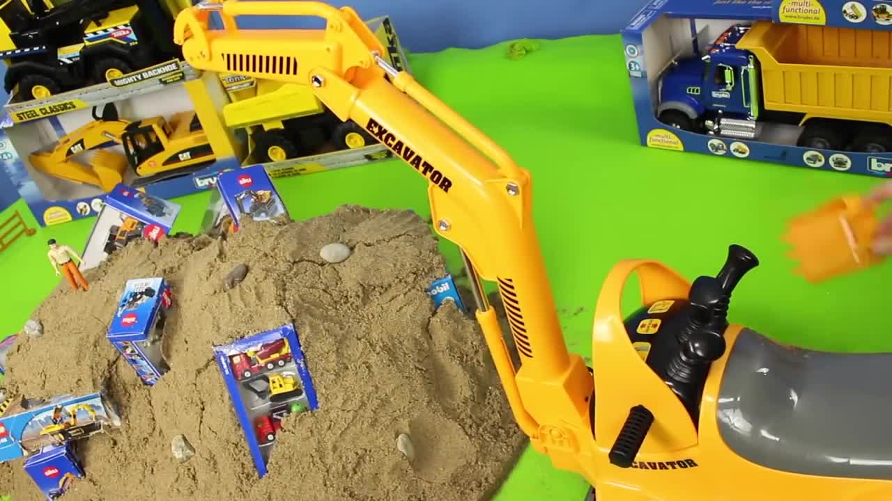 儿童玩具 挖掘机  工程车模拟 工作视频