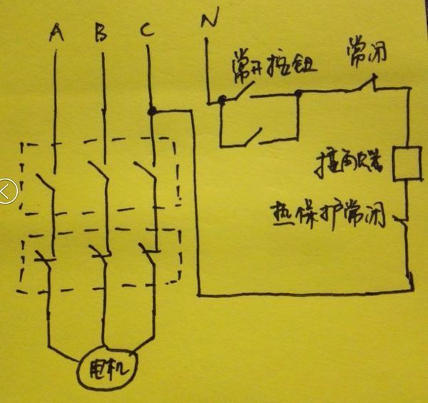 一個220v的接觸器二個24v的按鈕開關一個熱繼電器怎麼控制380v電機的