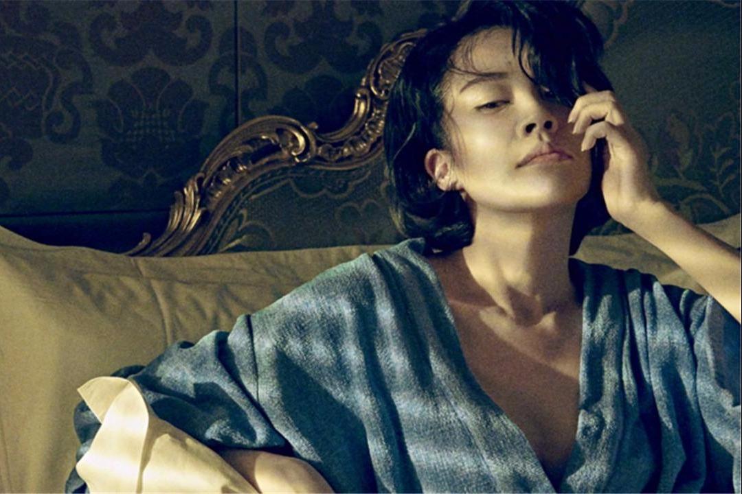 视频: 活色生香!《邪不压正》许晴将吸引大批男性观众?