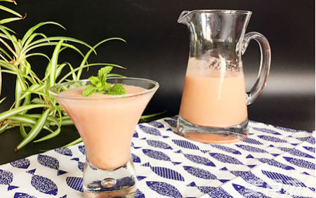 梨和西红柿可以一起吃吗