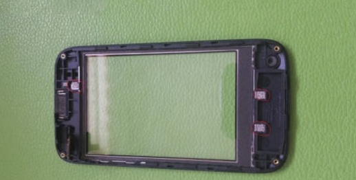 手机屏幕乱跳,自己乱点程序,刷机没用,求解决方