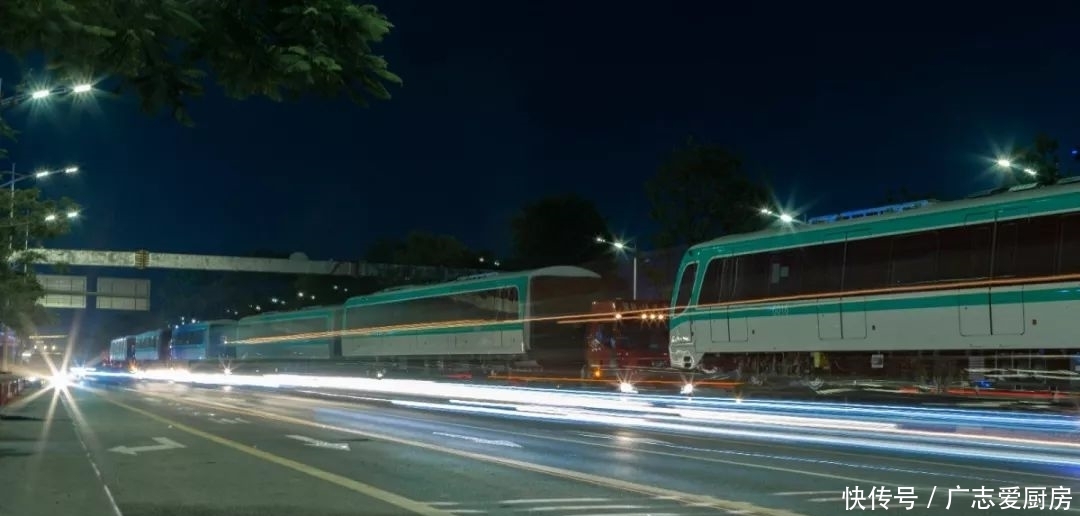 地铁1号线如何换乘10号线