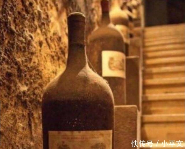 82年拉菲在82年卖多少钱