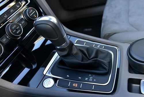 自动档汽车 档位 l档是什么档 作用是什么?