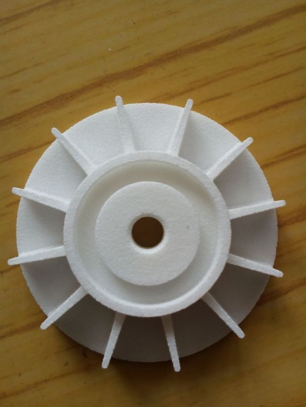 有需要3d打印高精密尼龙材料零部件及尼龙粉末的客户吗?