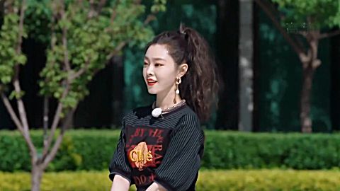 奔跑吧 第四季 宋轶带来精彩开场舞惊艳四座,沙溢惊呼"美到睁不开眼睛