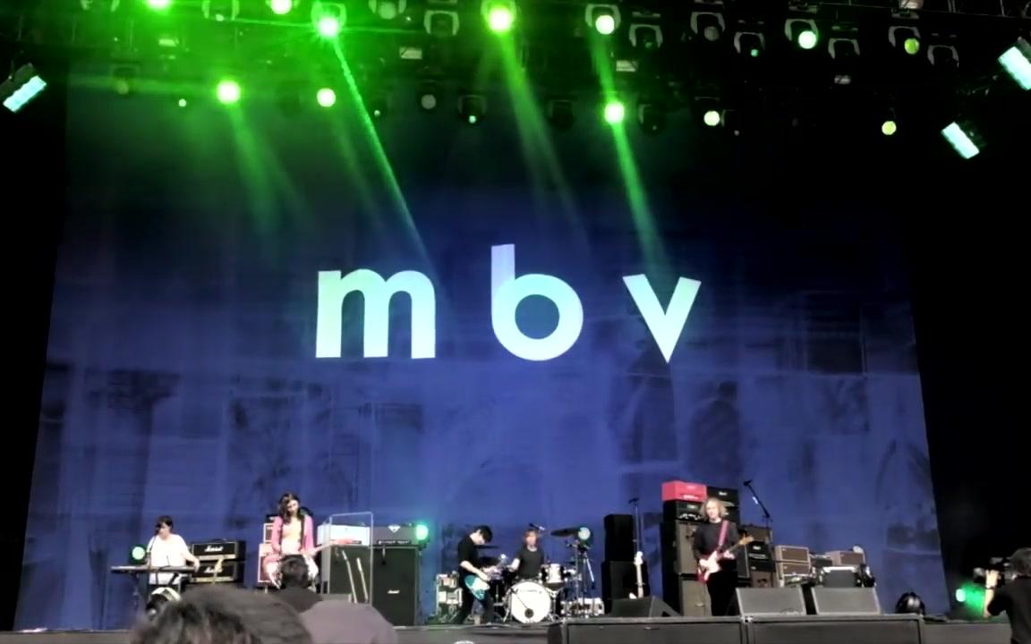 [图]My Bloody Valentine - When You Sleep (Live at Fuji Rock Festival 2013)