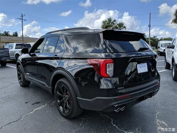 2020款福特探险者st,黑武士,运动大气,美式肌肉车