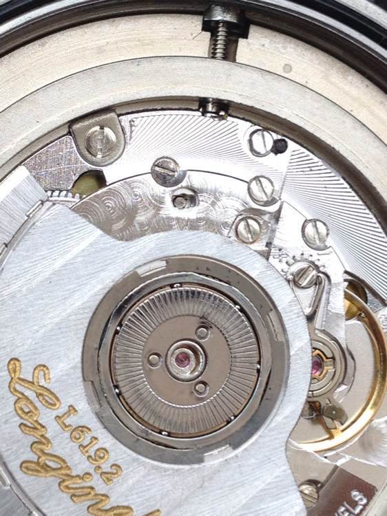 哪位兄弟能帮我鉴定下这款浪琴l619.2机芯是真2892a2机芯么?