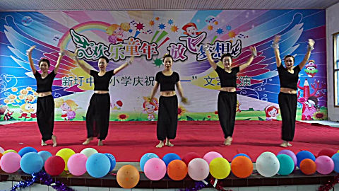 "六一儿童节"幼儿园老师舞蹈节目《奢香夫人》