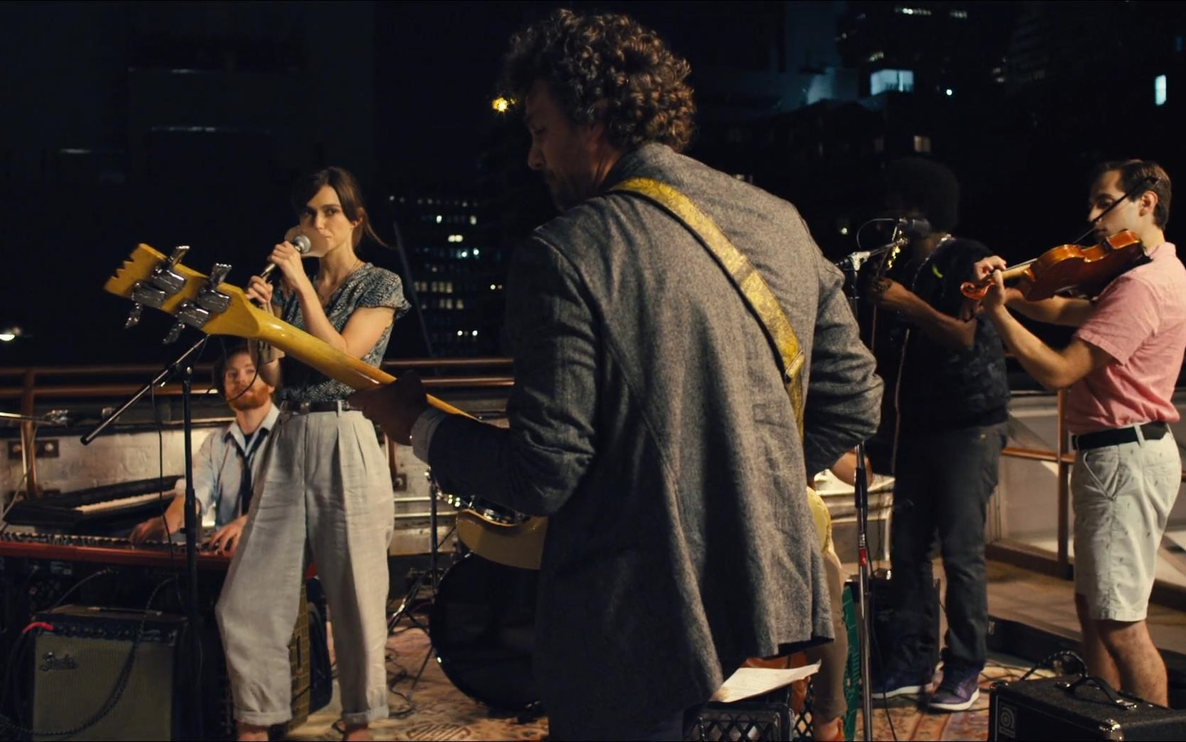 [图]〖再次出发之纽约遇见你 Begin Again〗剪辑▷〖Umbrella▪Ember Island〗