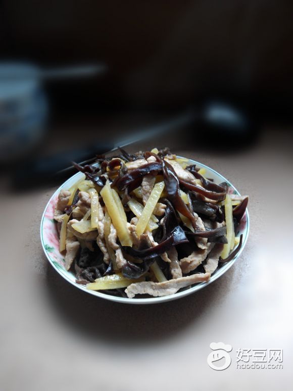 木耳肉丝炒土豆怎么做