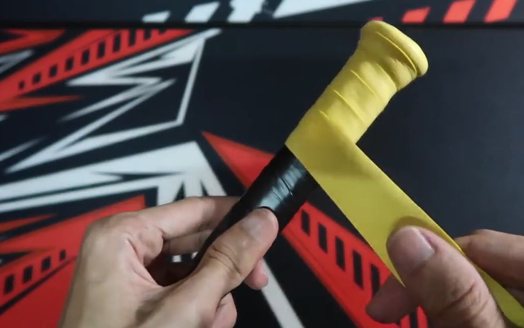 【教学第二弹】 羽毛球拍"大屁股"— 李宗伟式光面 手胶缠法教学