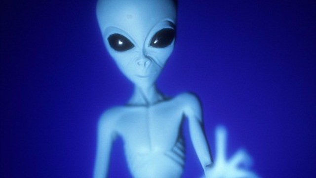 美国51区神秘视频曝光  外星人真的存在吗?