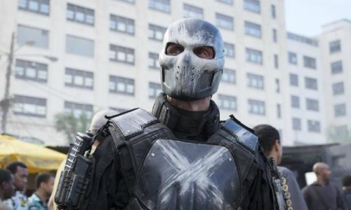 朗姆洛辅助美国队长根除乔治·巴托克(跳跃者巴托克