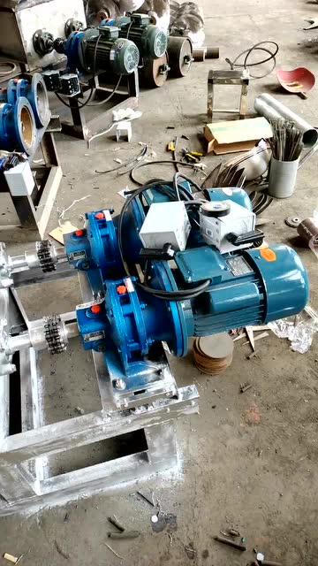 凉皮洗面机 8-10袋洗面筋机 石家庄洗面机发明梦工厂