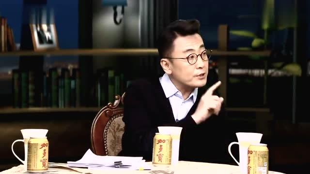 锵锵三人行: 窦文涛说在中国理想是一回事,现实看到的是一回事
