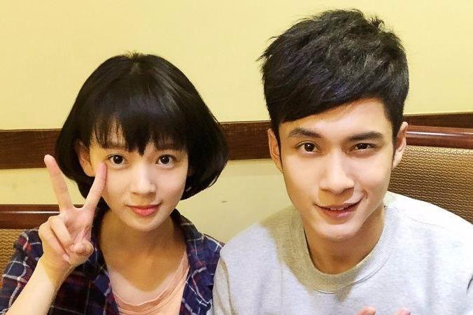 视频:陈瑶用拳头打韩东君撒娇,一句"哎呀,东君"惹众人大笑