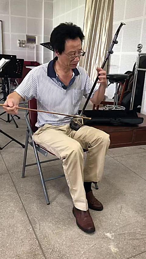 刘鸣钟教授演奏东北民歌(摇篮曲.