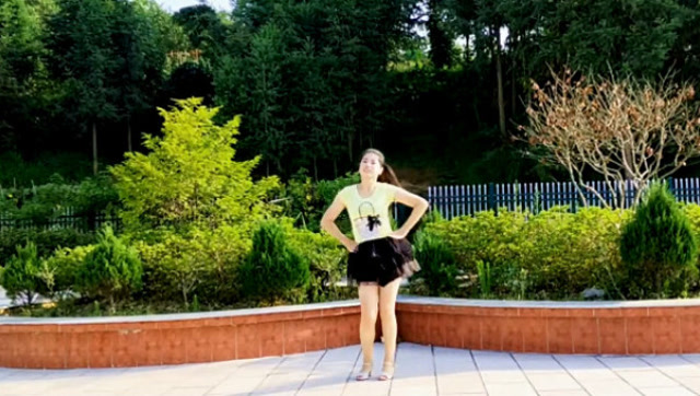 广场舞 《 临洮姑娘像花一样》好听又好看!