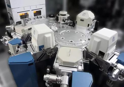 中国光刻机明年可以达到世界先进的水平,开始迈入芯片强国?