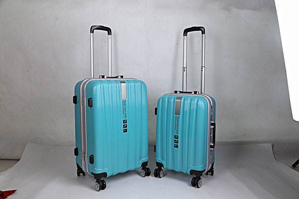 多大尺寸的行李箱可以带上飞机吗
