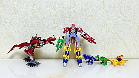 [大鹏评测] 恐龙特攻队 幻龙记  国产奇葩山寨人偶 大合体 特攻 队