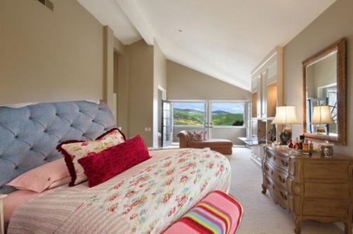 床头不能朝西到底是什么意思