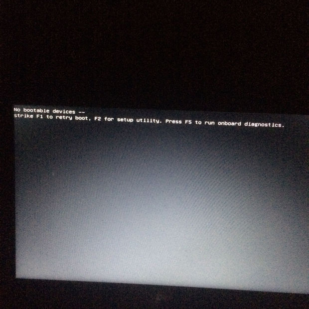 戴尔笔记本开机黑屏 然后出现一排英文 有F1 F