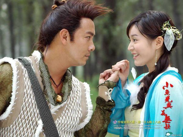 小鱼儿与花无缺小仙女的发型是怎么做的