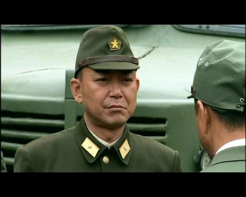 我的兄弟叫顺溜里面三营长操哪里的口音