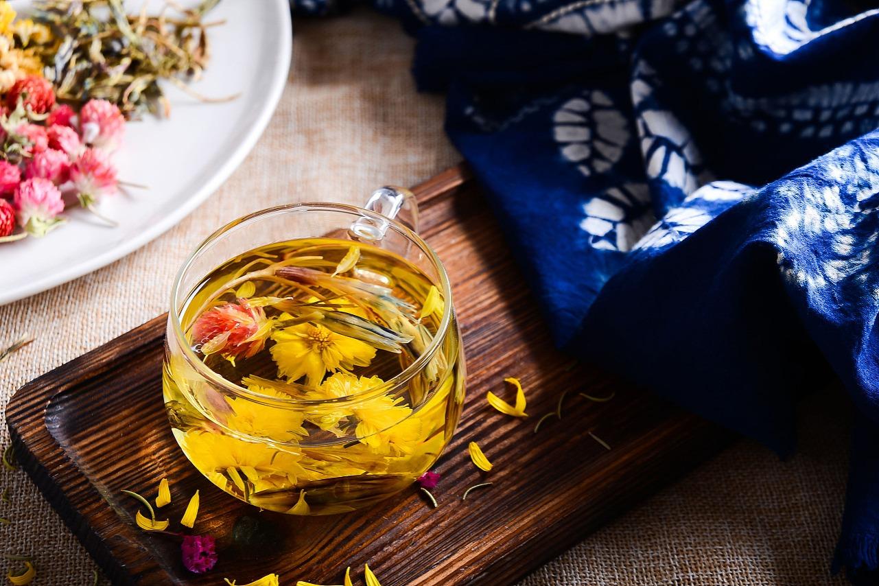 视频:这样喝花茶,美容养颜, 疏肝解郁,还能更苗条,一份不到3块钱!