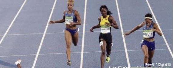 在运动场上的他