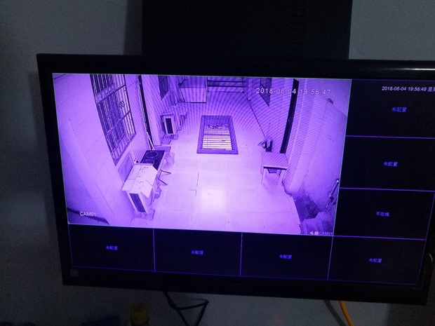 液晶显示器缺色偏色