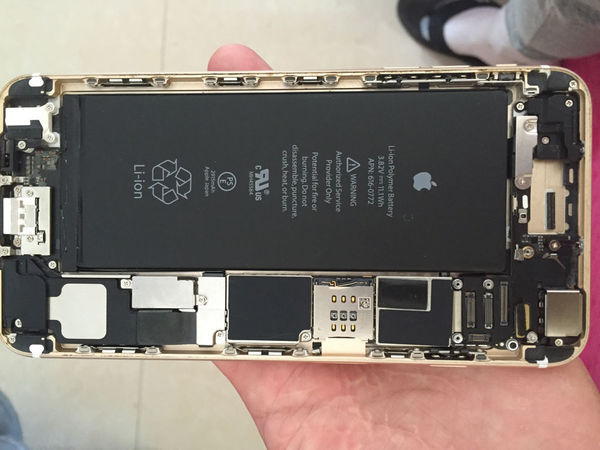 苹果手机总成摔坏了,总成被我拆下来了,但是充