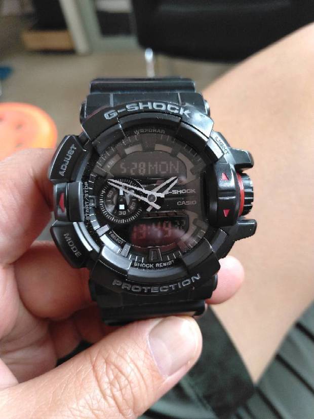 请问这款卡西欧手表怎样更换电池