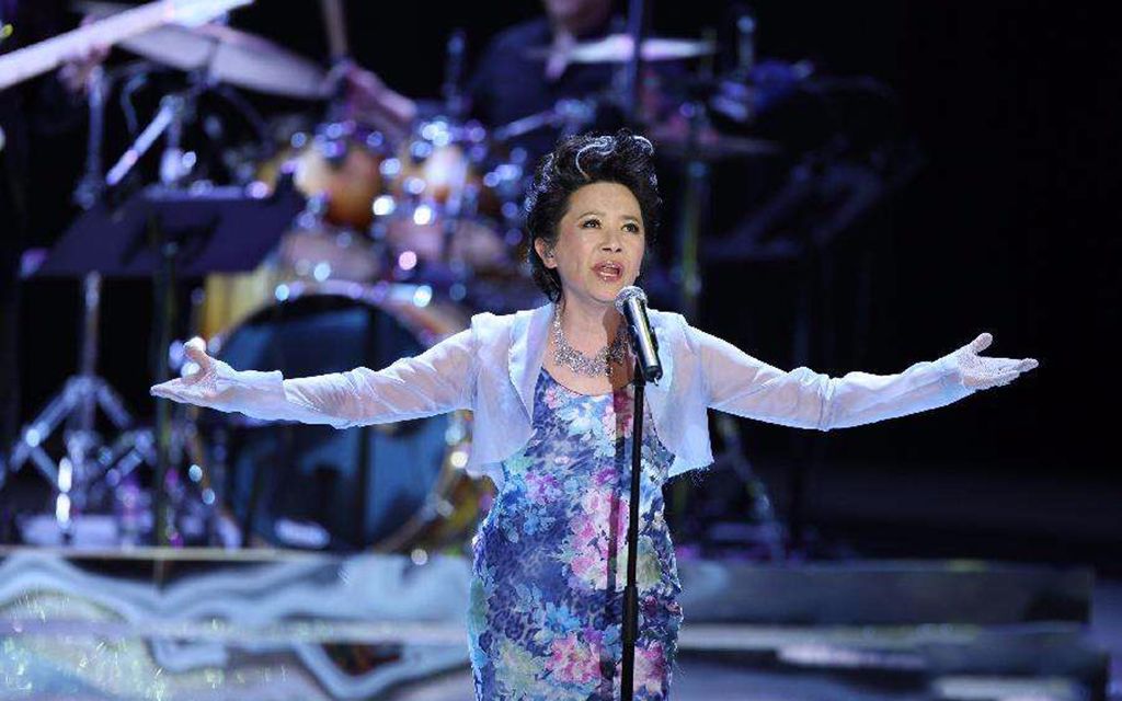 叶德娴 - 如果没有你第31届香港电影金像奖致敬张国荣 [mqms]